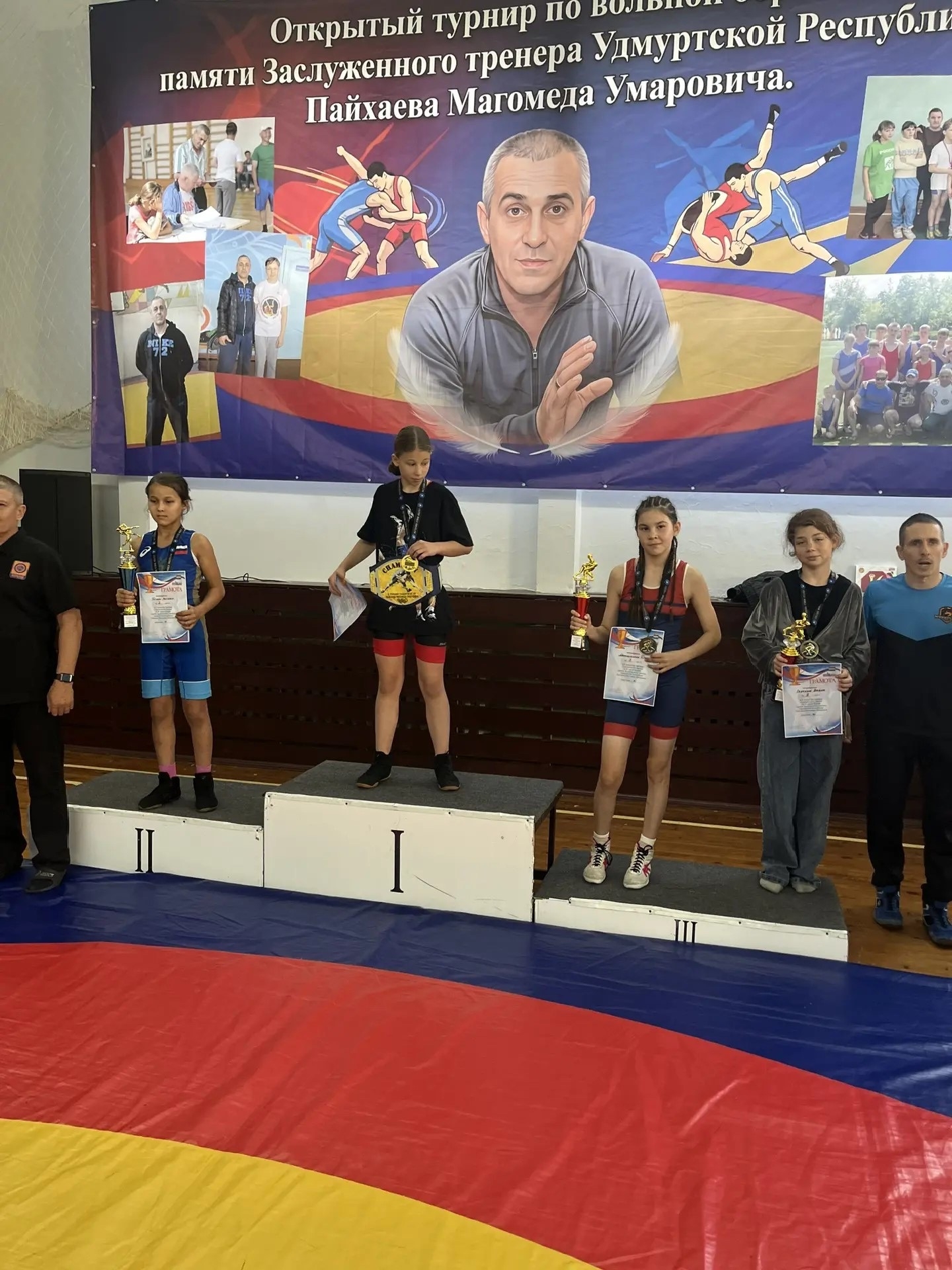 Спортивную школу № 5 Камских Полян на турнире 